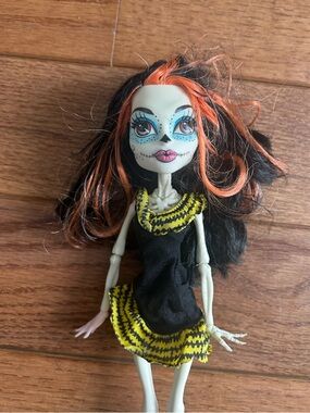 Monster High Scaris Skelita Calveras